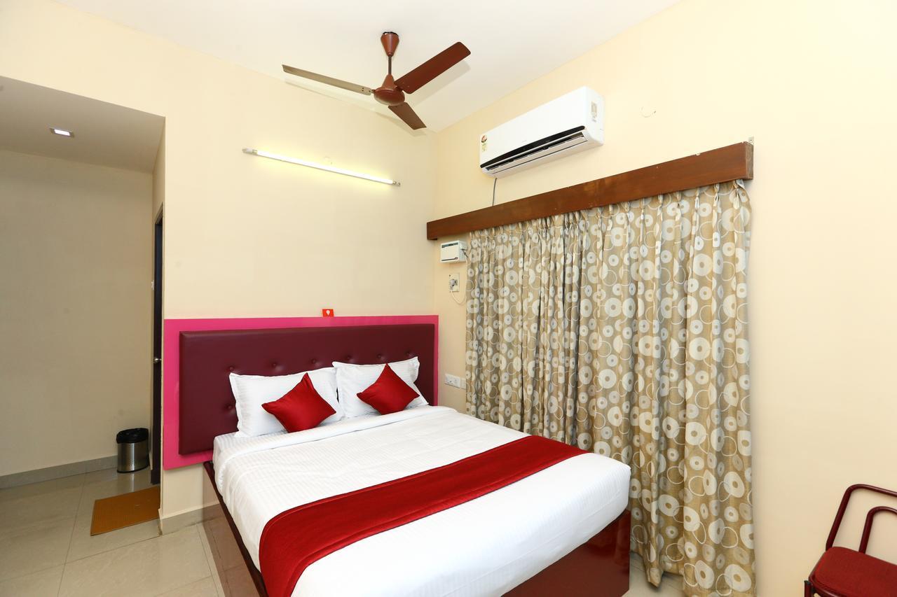 Hotel Oyo 8410 Rajeswari Tower Chennai Exterior foto
