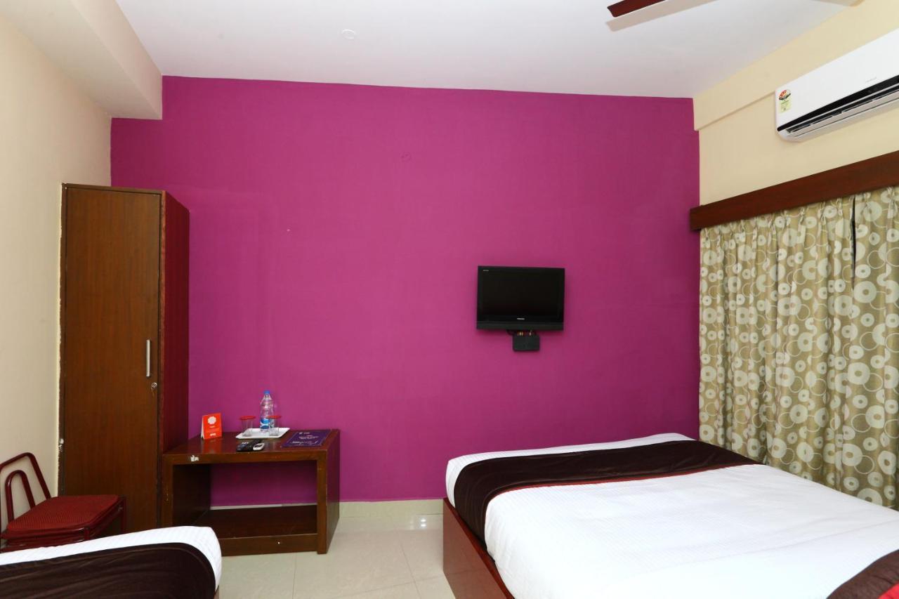 Hotel Oyo 8410 Rajeswari Tower Chennai Exterior foto