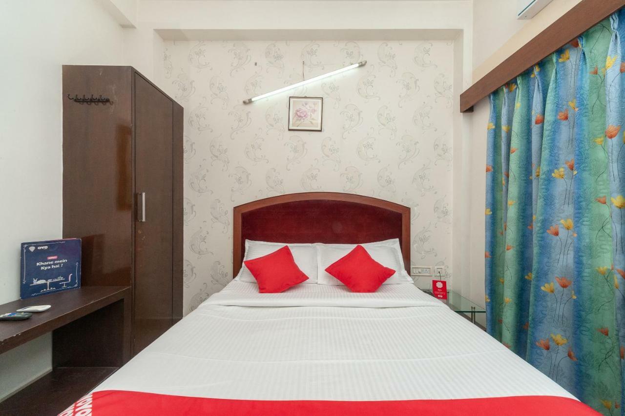 Hotel Oyo 8410 Rajeswari Tower Chennai Exterior foto